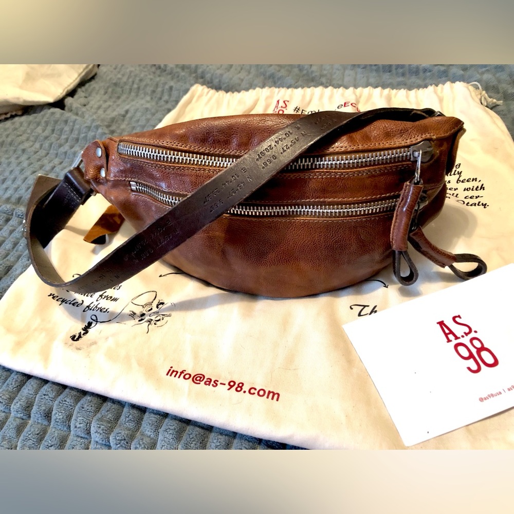 NWOT A.S.98 HOFFMAN SLING BAG